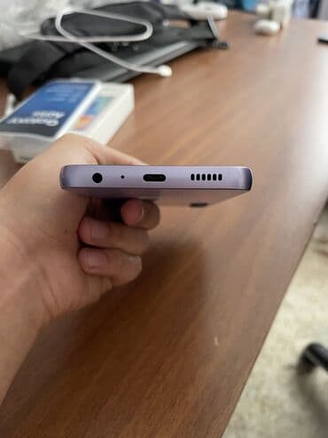 samsung a10 yeni: Samsung Galaxy A05s, 64 GB, rəng - Bənövşəyi, Barmaq izi, Face ID, İki sim kartlı — 7