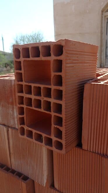 ametist daşı: Keramzitli boşluqlı kərpic (blok) Məhsul təsviri: - Material: Yüksək — 4