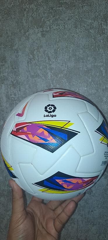 Futbol topları – müxtəlif liqa dizaynları - UEFA Champions League — 2