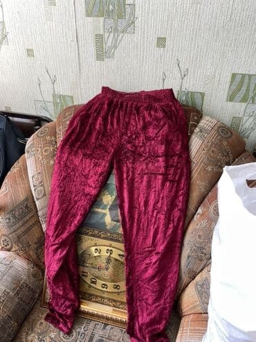 donlar ucuz: Qadın geyim dəsti – 4 ədəd 1) Qara sweatshirt - Önü və arxası sadə — 3