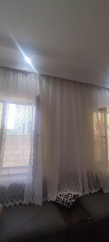 ucuz tül perdeler: 6 metirəlik pərdə bej rəngli. 20 manat — 1