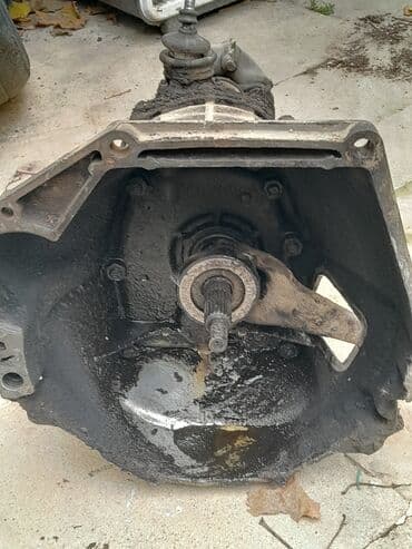 Другие детали для коробки передач: Məhsul: Mexaniki sürətlər qutusu (arxa ötürücülü avtomobil üçün) — 3