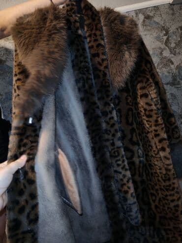 qadin ucun papaqlar: Leopar naxışlı qadın kürkü - Material hissiyatı: İsti, sıx və yumşaq — 2