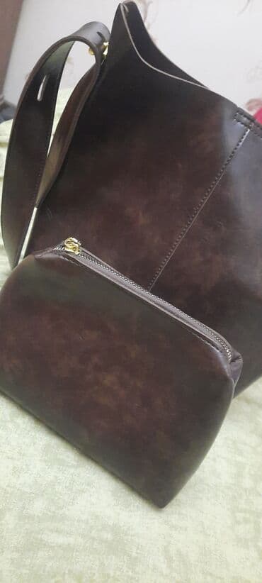 dəri kişi cantaları: Qəhvəyi NO NAME canta. Dərisi cox yumşaq və icində balaca cantası da — 3