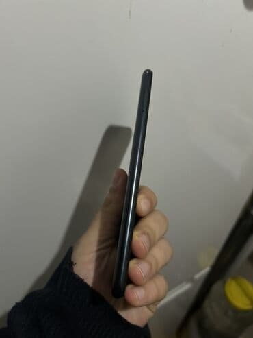 Suzuki: Samsung Galaxy A10, 32 GB, rəng - Qara, Face ID — 4