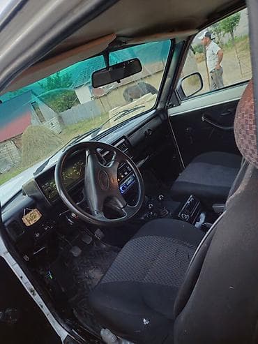 great wall voleex c30: VAZ (LADA) 4x4 Niva: 1.7 l | 2008 il 221650 km Ofrouder/SUV — 5