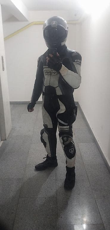 tractor belarus 1221: "Arlen ness" Kangaroo titanium moto kombinezonu satılır, az işlənib — 2