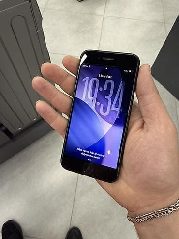 iphone 6 ve 6s: IPhone SE 2020, 128 GB, Qara, Barmaq izi — 5