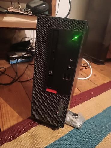 I3 processor du. DDR 4 ramdi .Lenovo kompüter SSD yaddaş var. Sessiz