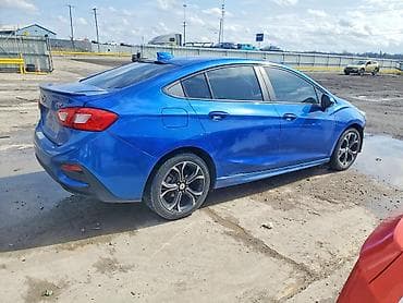 amerikadan avtomobil: Chevrolet Cruze: 1.4 l | 2019 il 23000 km Sedan — 3