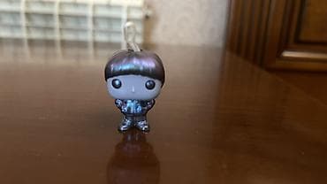 Mini kolleksiya fiquru – parıltılı tünd bənövşəyi/boz rəng palitrası