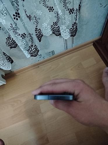 dark souls disk: Samsung Galaxy S24, rəng - Boz, Simsiz şarj — 5