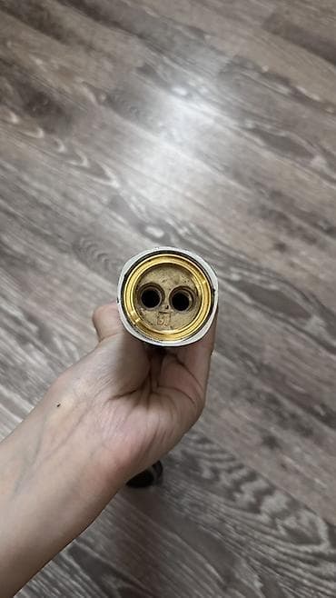 su gizdirici: Yenidi, istifadə olunmayıb. Çatdırılma 28 may metrosuna var — 4