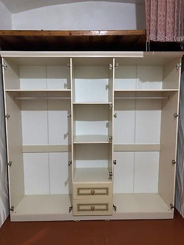 embawood dolab: Embawood dolab eni 2 metr Qiymet 190 azn.Tecili satilir. Unvan Hezi — 3
