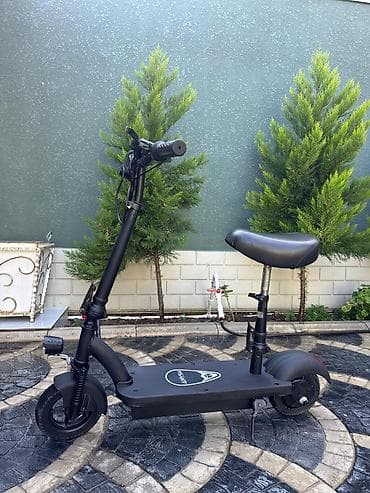 Elektrikli samokatlar: Salam Skuter. 400 azn Suret 55.Mesafe 25 km Yuruw 950 km. Ünvan — 1