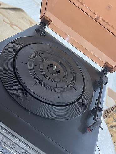Musiqi mərkəzləri: Tam işlək vəziyyətdədir. Bütün funksiyaları problemsiz işləyir — 1