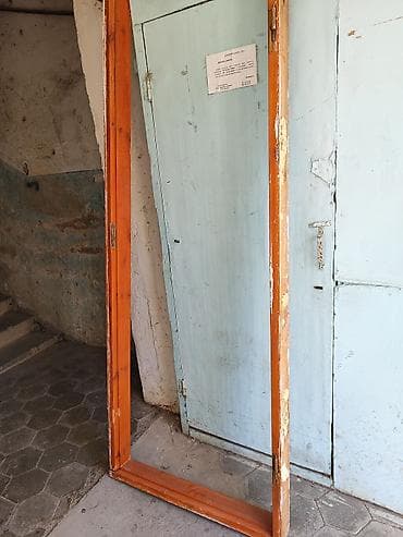 Перила: Taxta iç qapılar – şüşəli klassik model - Material: massiv taxta — 5