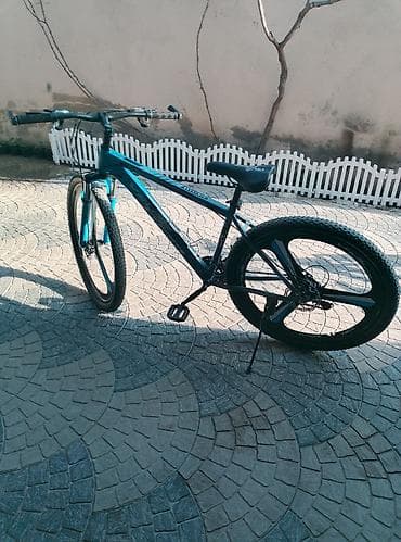 CD, DVD disklər və kassetlər: Yenidir isdifade edilmeyib ciziqibele yoxdur isdifade edilmediyne gore — 3