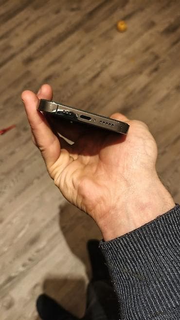 iphone 15 islenmis: IPhone 13 Pro, Space Gray, Face ID — 5