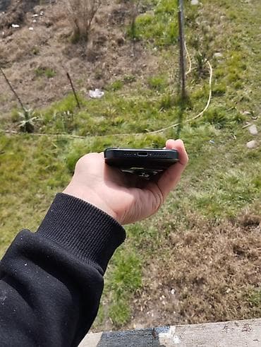 iphone se kreditle: IPhone 15 Pro, 128 GB, Blue Titanium, Face ID — 5