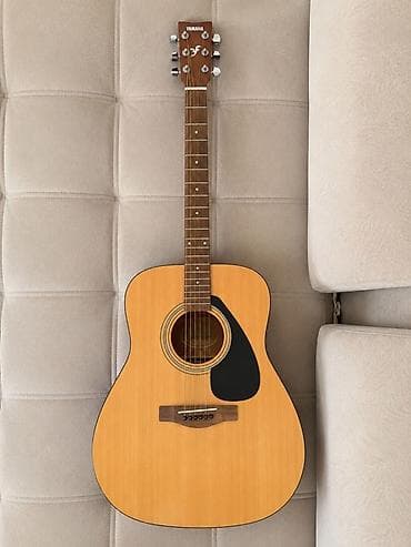 gitara: Akustik gitara, Yamaha, 6 sim, İşlənmiş, Ünvandan götürmə — 2