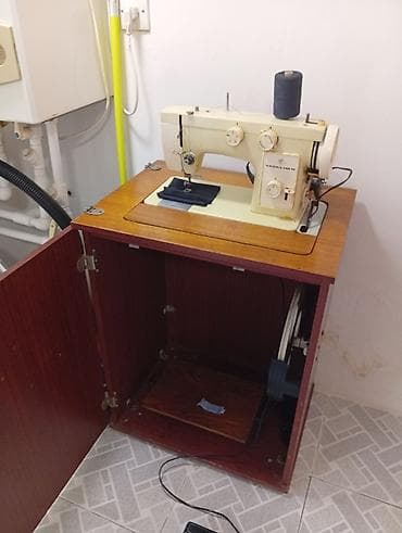 tikis isi: Çayka-142M tikiş maşını – dolablı komplekt - Model: Чайка-142M — 3