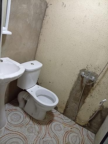 kirayə ev gunəşli: Kirayə verilir: mebellı 2 otaqlı heyet evi - Düzənli plan: qonaq — 7