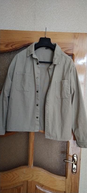 koynəy: - Məhsul: - Rəng: beji, cins materiali L razmer teze kimidir. 10 — 2