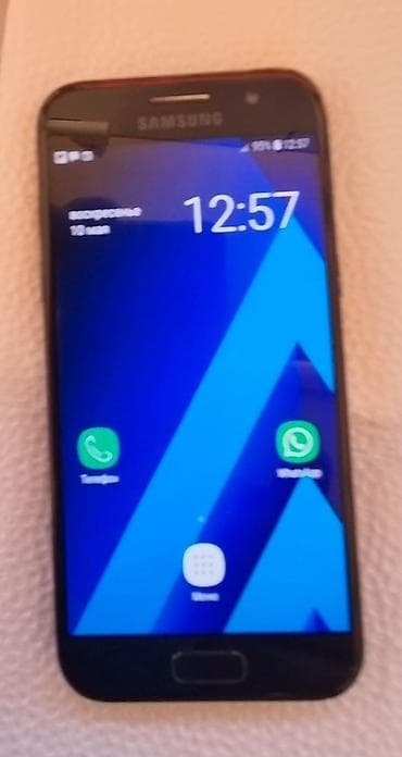 samsung galaxy note 11 pro: Samsung Galaxy A3 2017, 16 GB, rəng - Qara, İki sim kartlı — 1