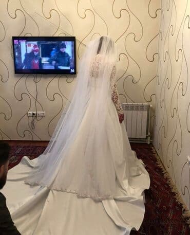 Toy paltarları: Atelyedə tikilib, əl işi, M ölçü, 300 azn, alana fata hədiyyə, Yeni — 5