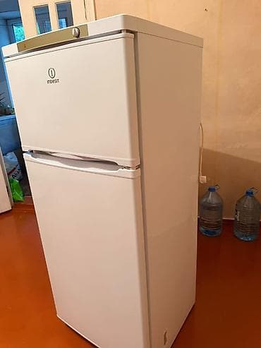 disk satisi: İşlənmiş 2 qapılı Indesit Soyuducu Satılır, rəng - Ağ — 4