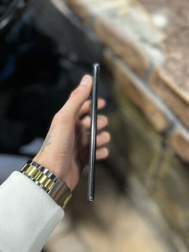 андроид мониторы для prado: Samsung Galaxy S22 Ultra, цвет - Черный, Отпечаток пальца — 2