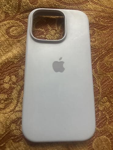 IPhone üçün müxtəlif model və dizaynlarda qoruyucu örtüklər dəsti — 8