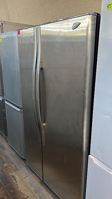 Whirlpool yanbayan qapılı soyuducu (Side-by-Side), paslanmayan polad