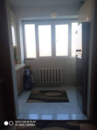 9 ci mikrorayon satilan evler: Bakı, 3 otaqlı, Köhnə tikili, 80 kv. m — 6