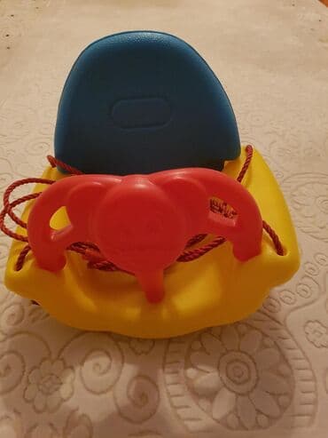 Uşaq yellənçeyi
Детские качели