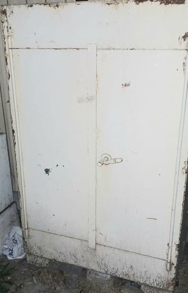 шкаф сейф металлический: Распашной, 2 двери Прямой шкаф, Гардеробный шкаф — 1