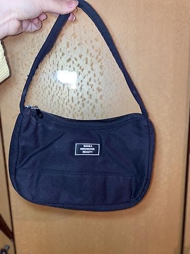 gozel cantalar: Hər biri cəmi 6 azn Çanta dəsti – 3 model 1) Əl işi toxunma çanta - — 2