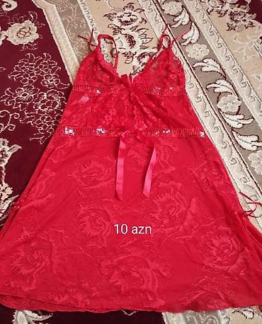 Qırmızı atlas qadın pijama dəsti - Material: parıltılı atlas/saten