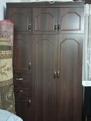 divan ustu parcalar: 6 qapı, Siyirməli, Qəhvəyi, Taxta, Açılan, Düz dolab — 1
