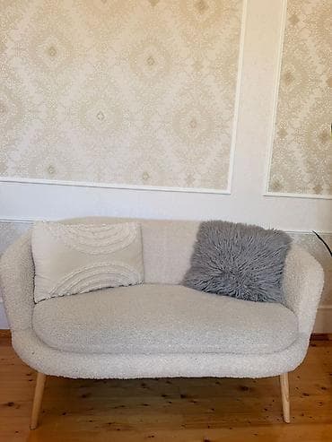 ağ divan: Mini-divan, Açılmayan, Bazasız, Parça, Çatdırılma yoxdur — 2