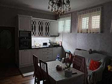 həyat evləri: Montin 4 otaqlı, 115 kv. m, Orta təmir — 2
