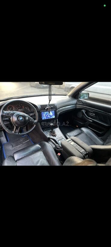bmw 3 серия 318 at: BMW 5 Series E39 sedan – qara rəngli eksteryer, tünd şüşələr və 5 — 1