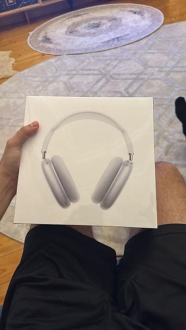 Tecili elim yandi satilir. Tep tezedir istifade bele olunmuyub. Qutusu