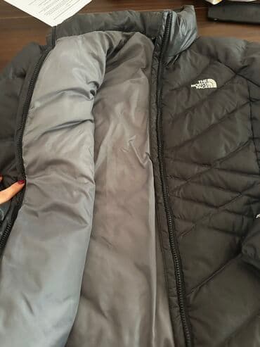 north: The north face oriqinal, yeni 160 $ alınıb, geyinilmeyib, biraz böyük — 2