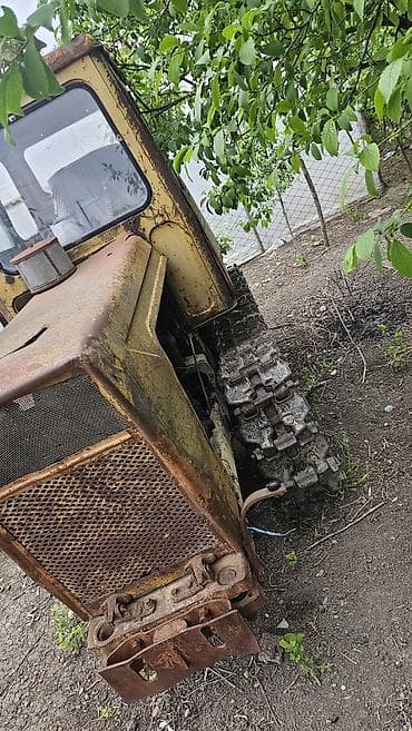 traktor te 28: Tırtıllı mini traktor – kənd təsərrüfatı və bağ işləri üçün - Korpus — 1