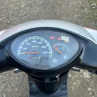 rəngli isiqlar: Yamaha Jog skuter - Model: Yamaha Jog (şəhər tipi skuter) - Mühərrik — 7