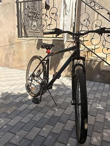 BMX - Velosibeti tam Brazil hereketler ve ya xot sade sürüş ücün tam