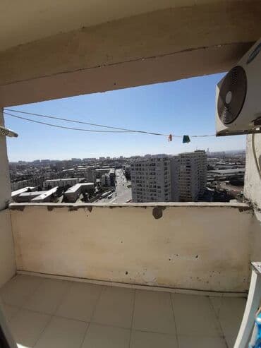 Razin Akkorda 20 mertebeli binanın 17-ci mərtəbəsində yerləşən ümumi — 7