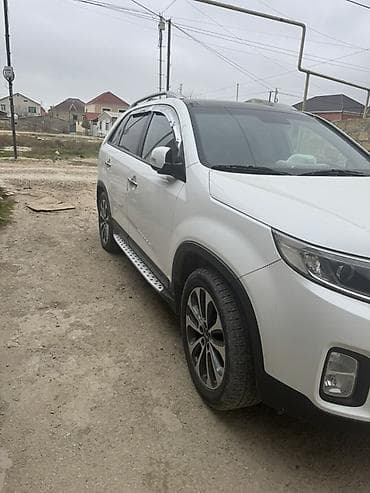 sadiq lapetler: Kia Sorento: 2 l | 2013 il Ofrouder/SUV — 6